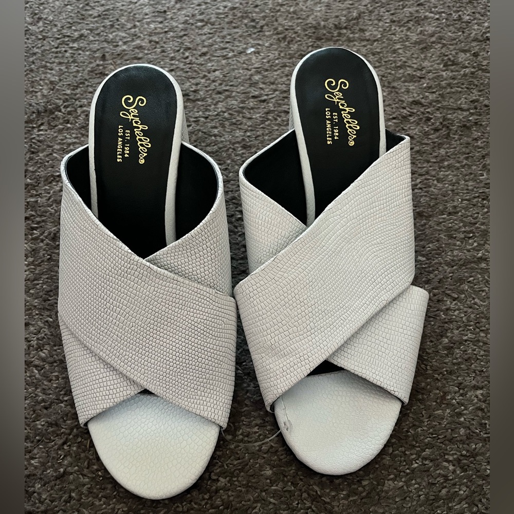 Seychelles Women's White Slide Sandals